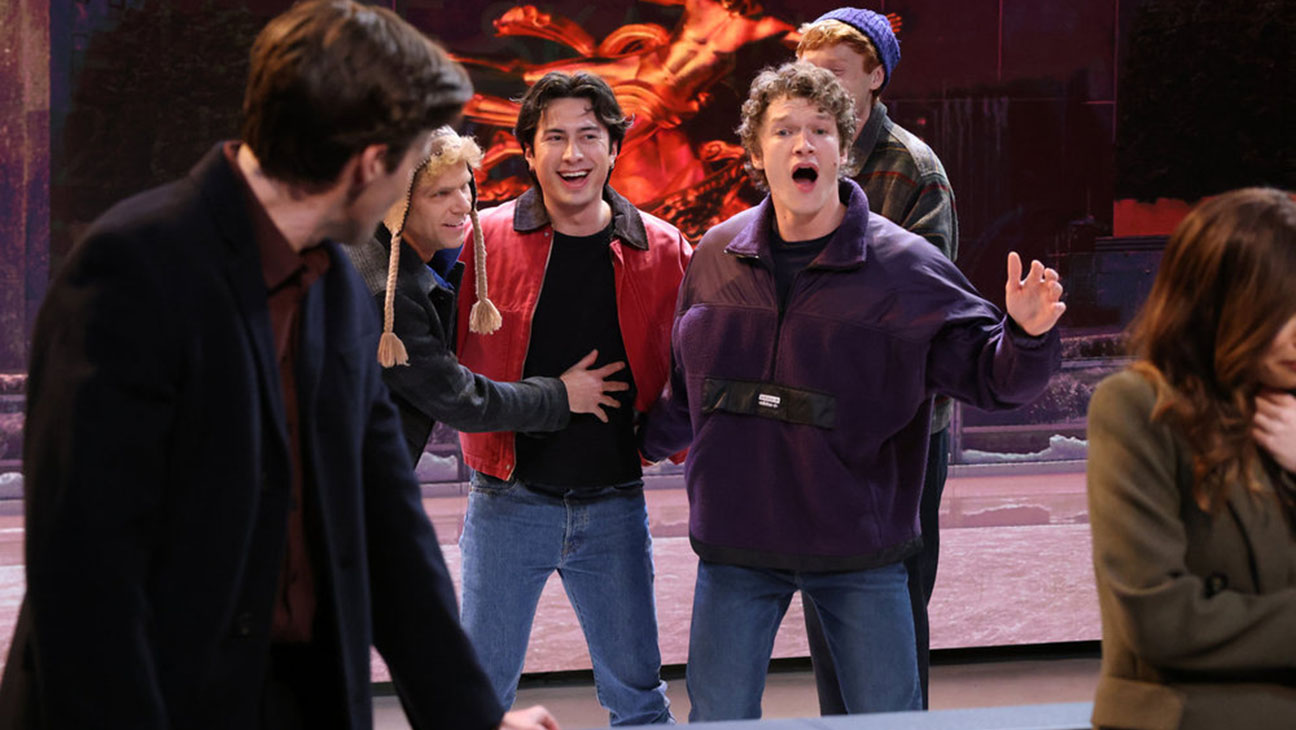 SNL Host Connor Storrie's Heated Rivalry Sketch & Mumford & Sons Debut